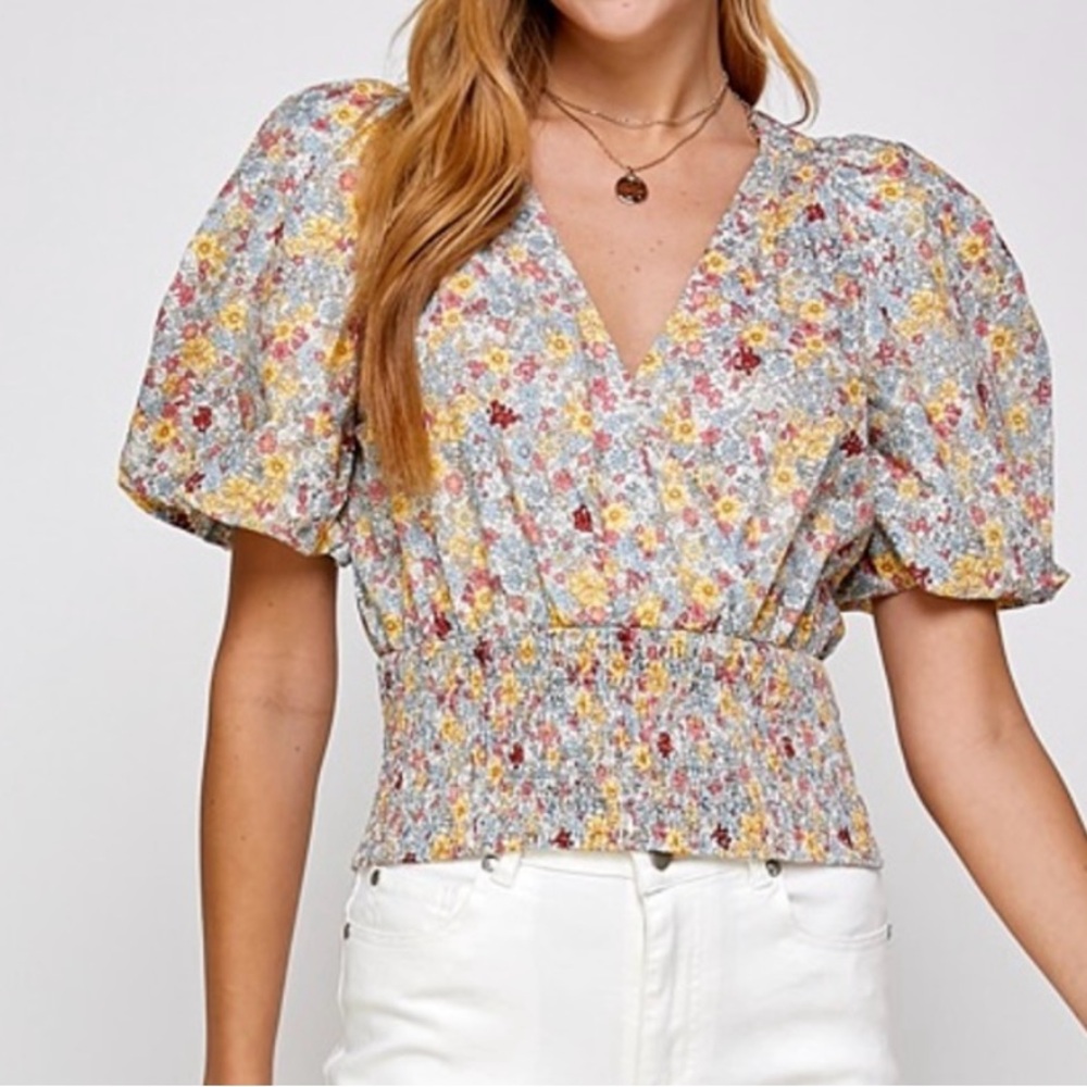 Ellison Floral Smocked Puff Sleeve Women's Top